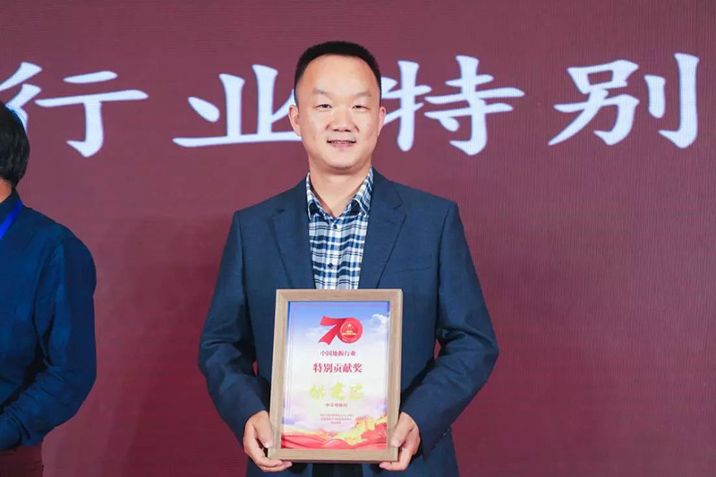 5db3dd0cafab6.jpg 05.jpg